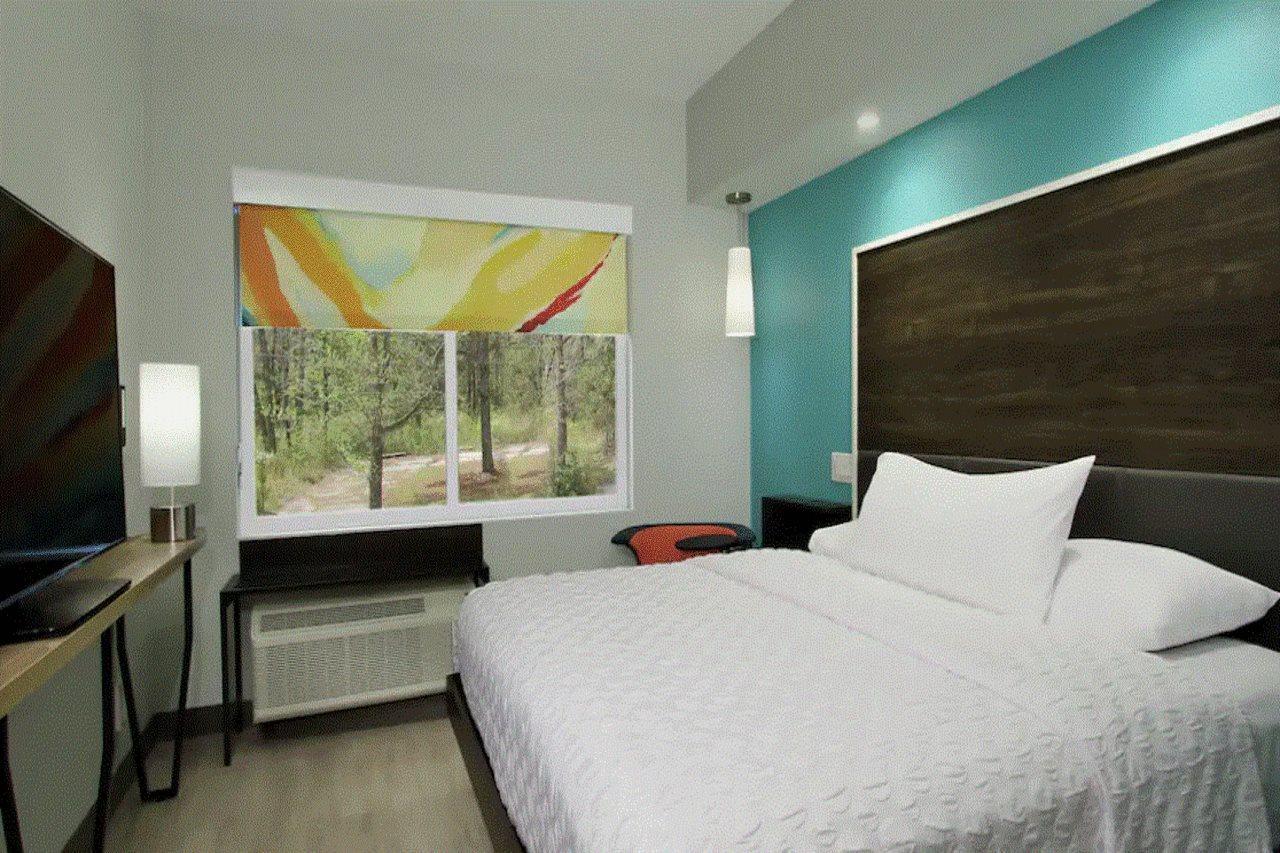 Tru By Hilton Meridian Extérieur photo