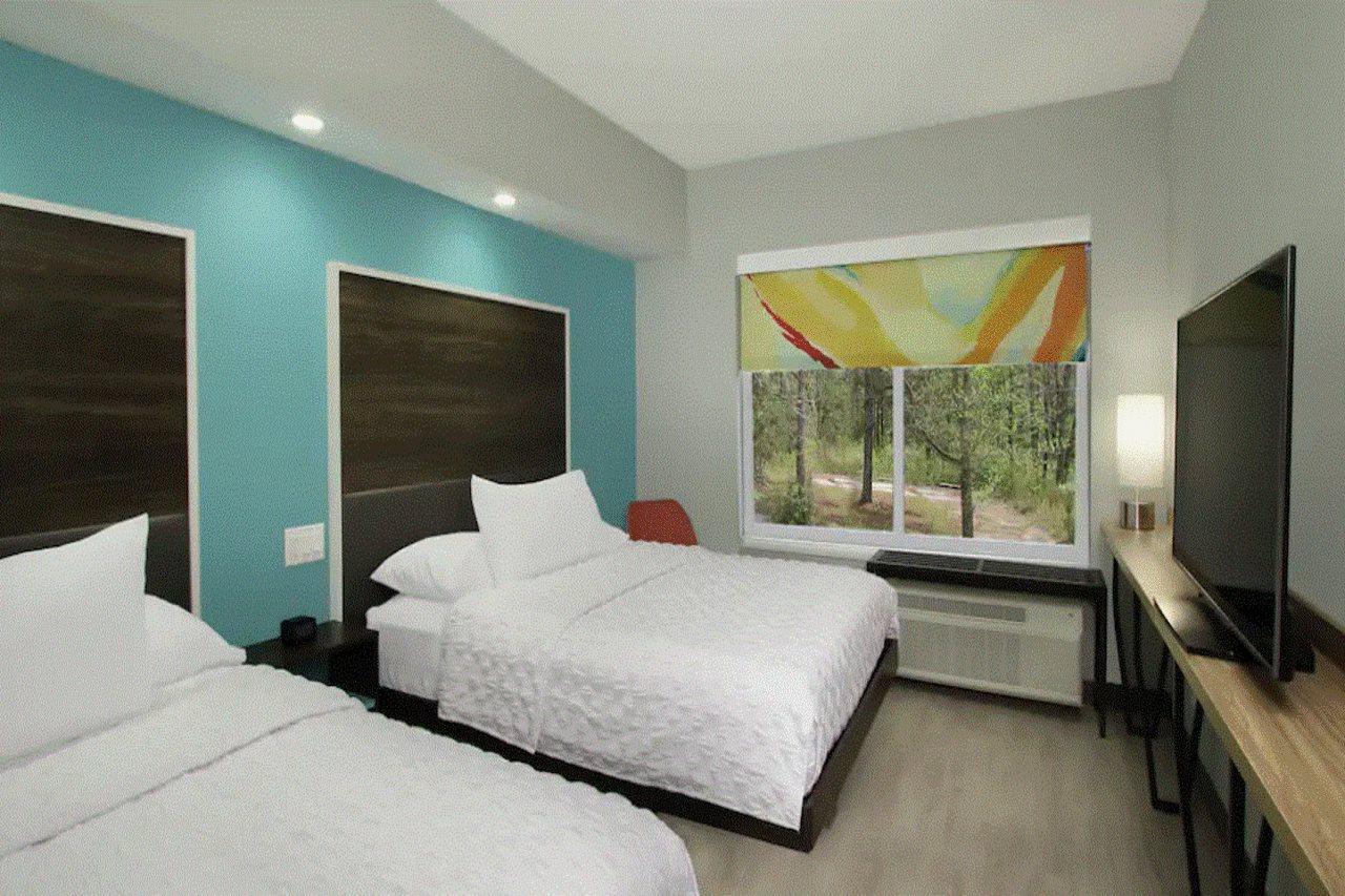 Tru By Hilton Meridian Extérieur photo