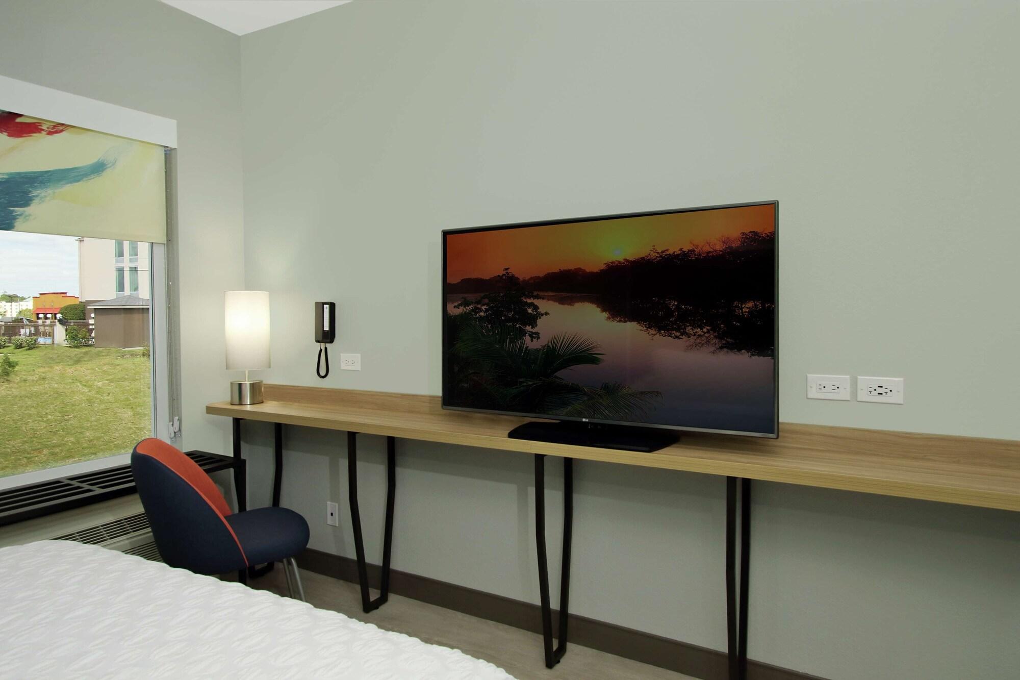 Tru By Hilton Meridian Extérieur photo