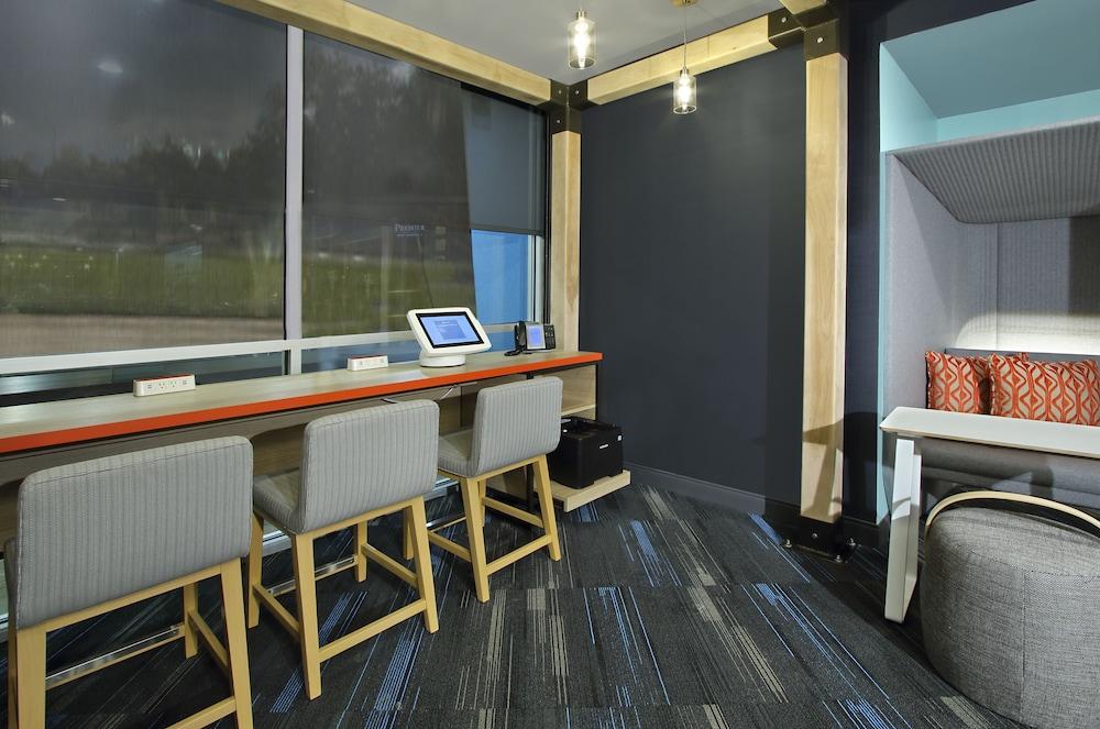 Tru By Hilton Meridian Extérieur photo