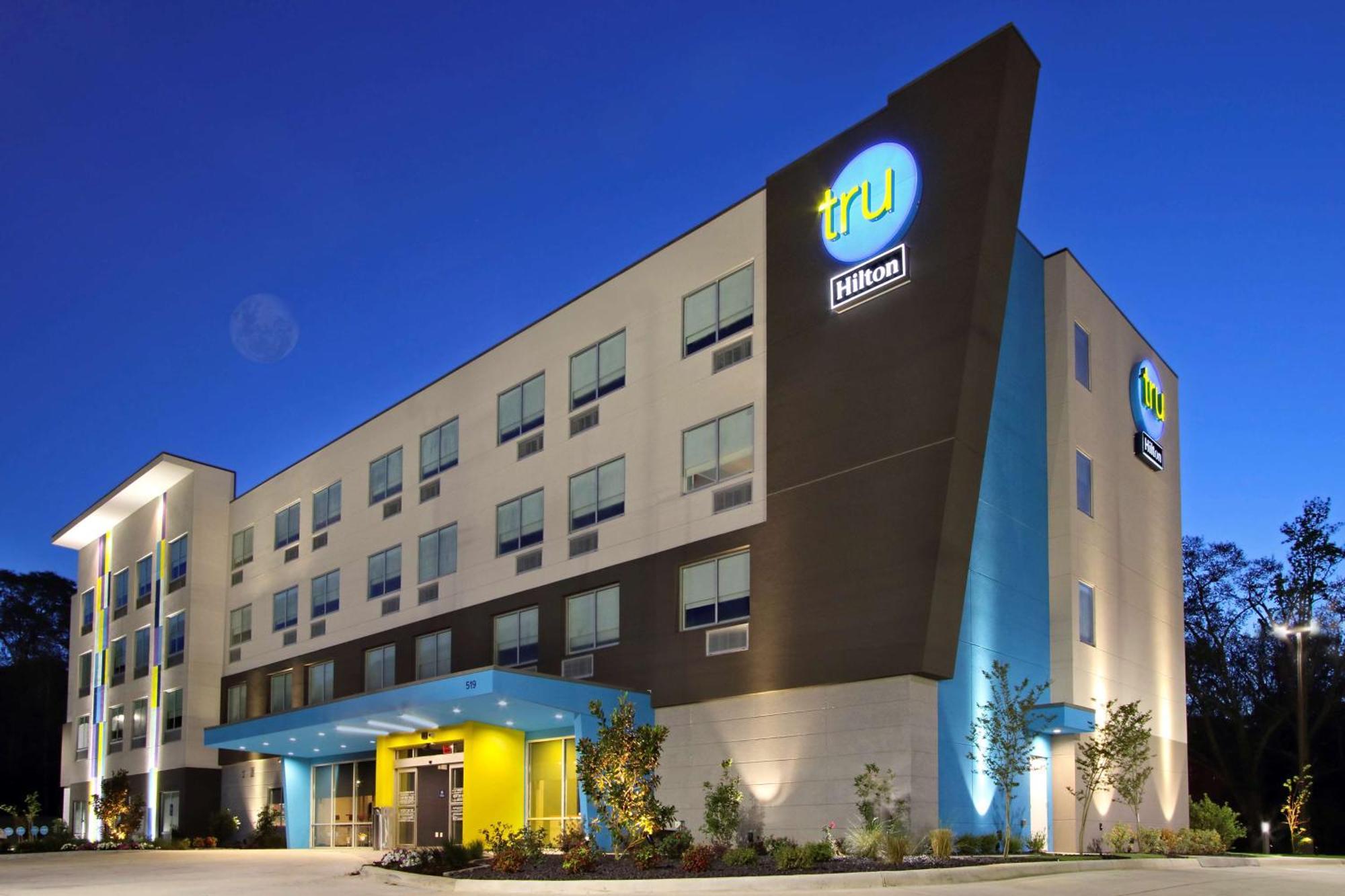 Tru By Hilton Meridian Extérieur photo