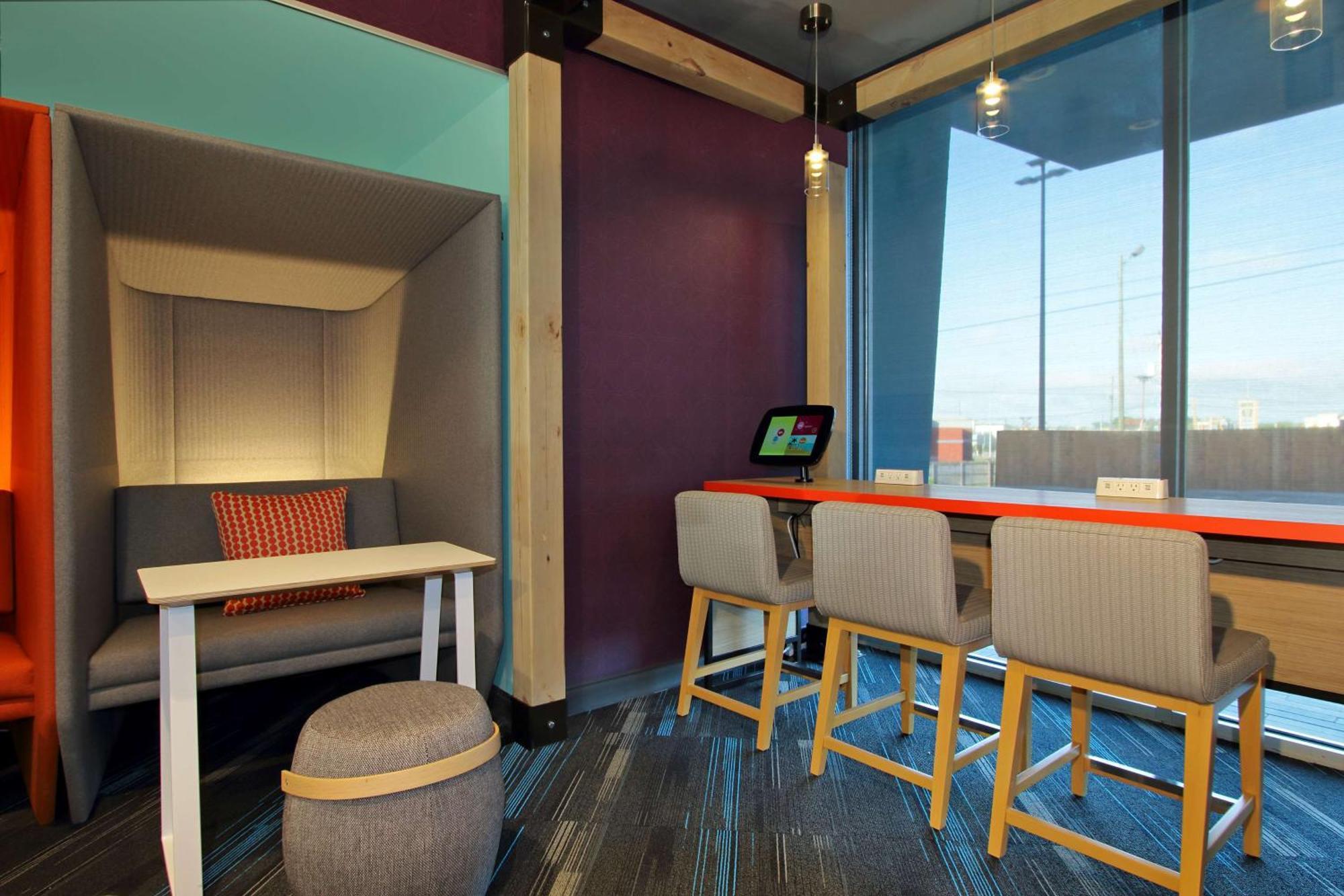 Tru By Hilton Meridian Extérieur photo
